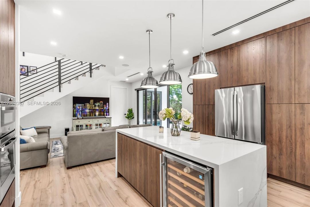 For Sale: $2,350,000 (4 beds, 4 baths, 3420 Square Feet)