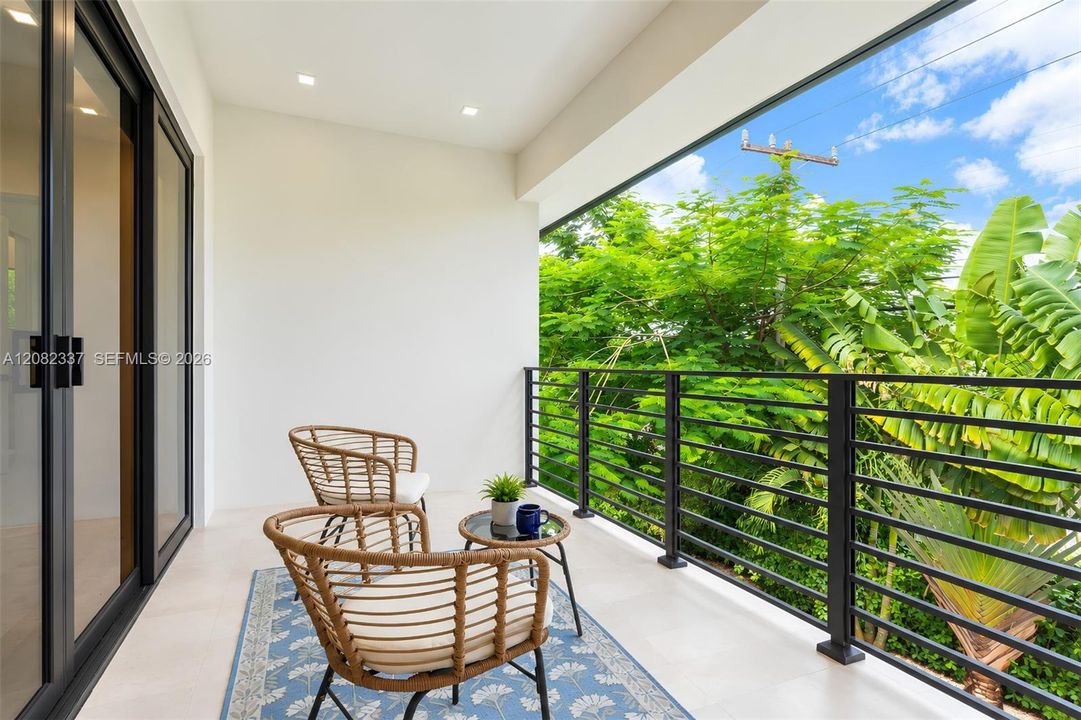 primary suite balcony