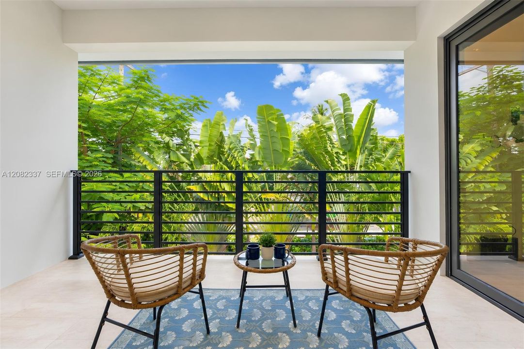 primary suite balcony