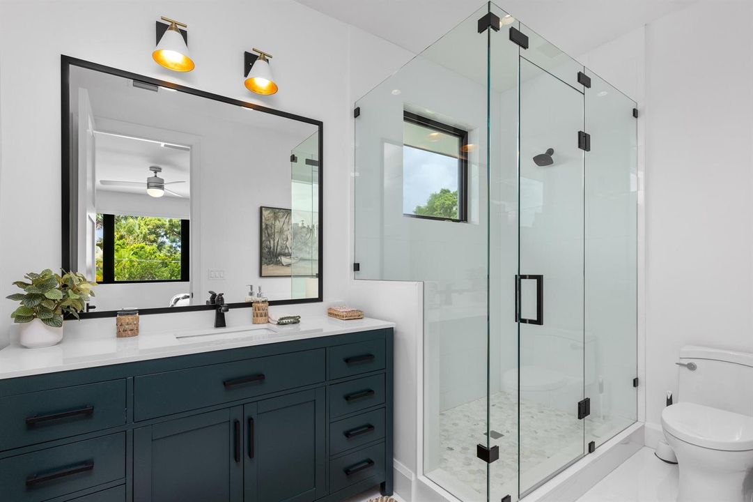 Guest Bath 5