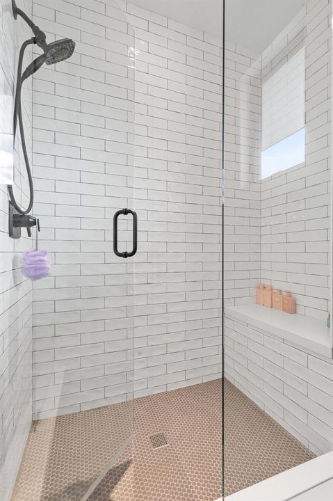 Guest Bath 4