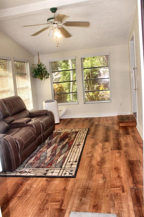 3031_SE_33rd_Drive_Living_Room_2(1)