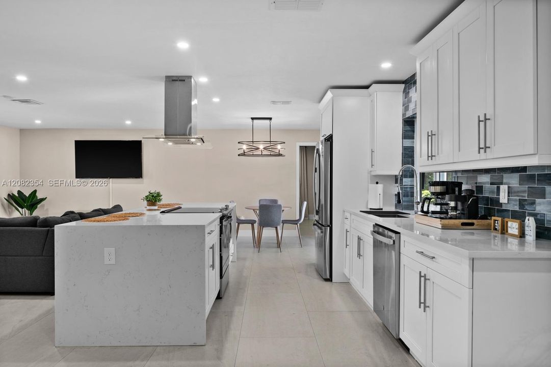 For Sale: $670,000 (3 beds, 2 baths, 0 Square Feet)