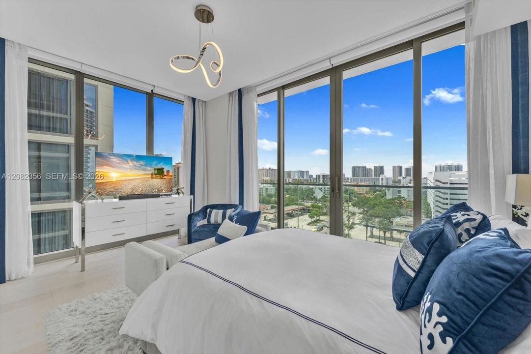 For Rent: $47,500 (4 beds, 5 baths, 2987 Square Feet)