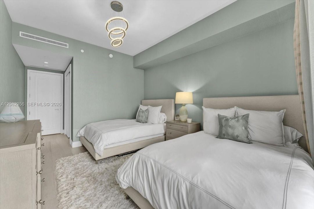 For Rent: $47,500 (4 beds, 5 baths, 2987 Square Feet)