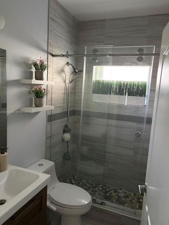 For Rent: $4,500 (3 beds, 2 baths, 1654 Square Feet)