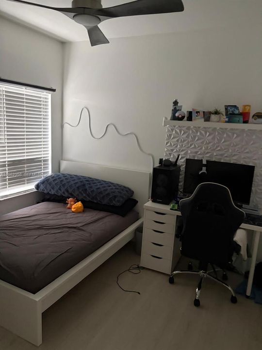 For Rent: $4,500 (3 beds, 2 baths, 1654 Square Feet)
