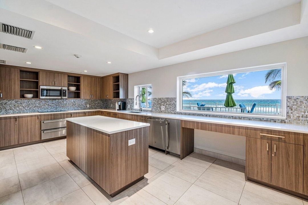 Clubhouse Kitchen