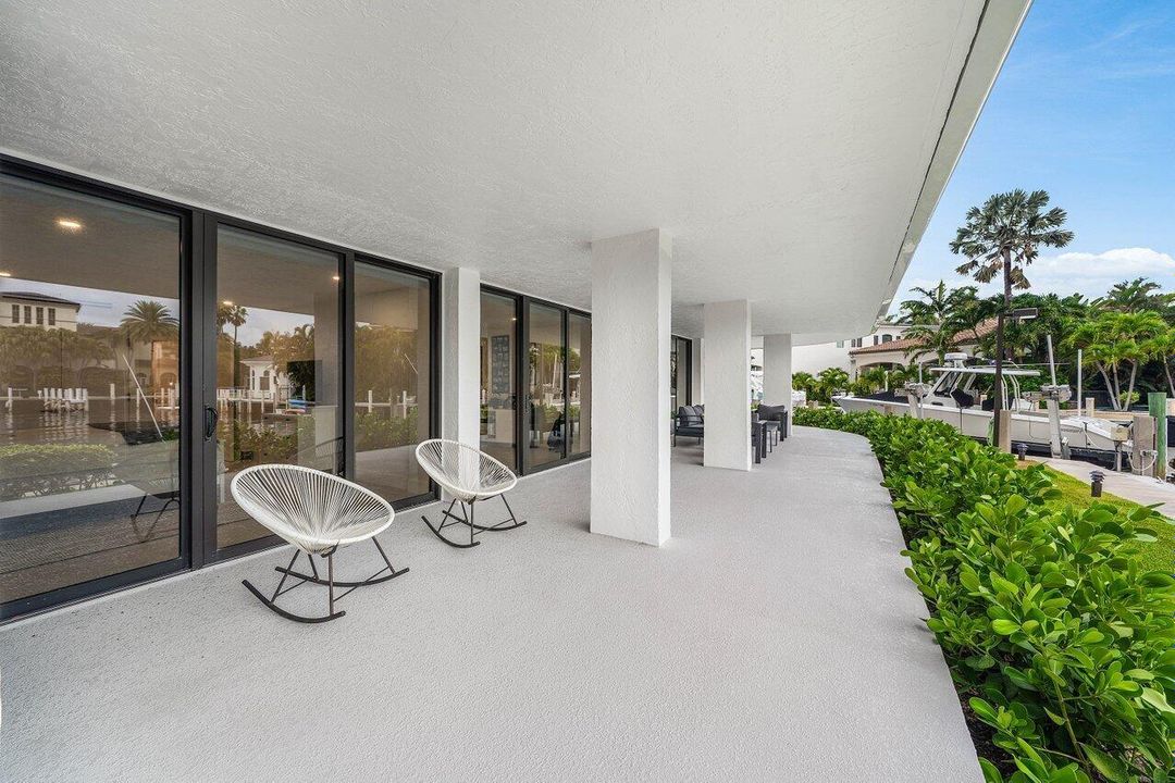Covered Terrace / Patio