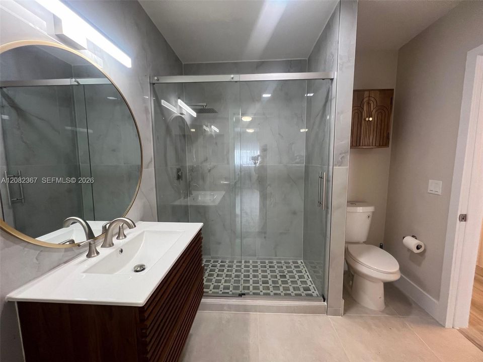 На продажу: $195,000 (1 спален, 1 ванн, 670 Квадратных фут)