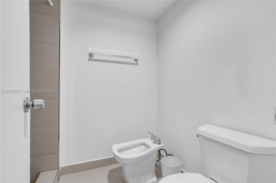 В аренду: $3,600 (2 спален, 2 ванн, 1145 Квадратных фут)