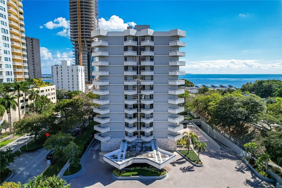 В аренду: $3,600 (2 спален, 2 ванн, 1145 Квадратных фут)