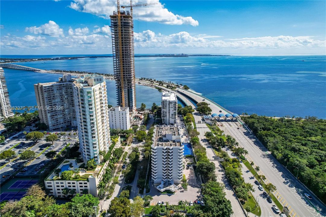 В аренду: $3,600 (2 спален, 2 ванн, 1145 Квадратных фут)