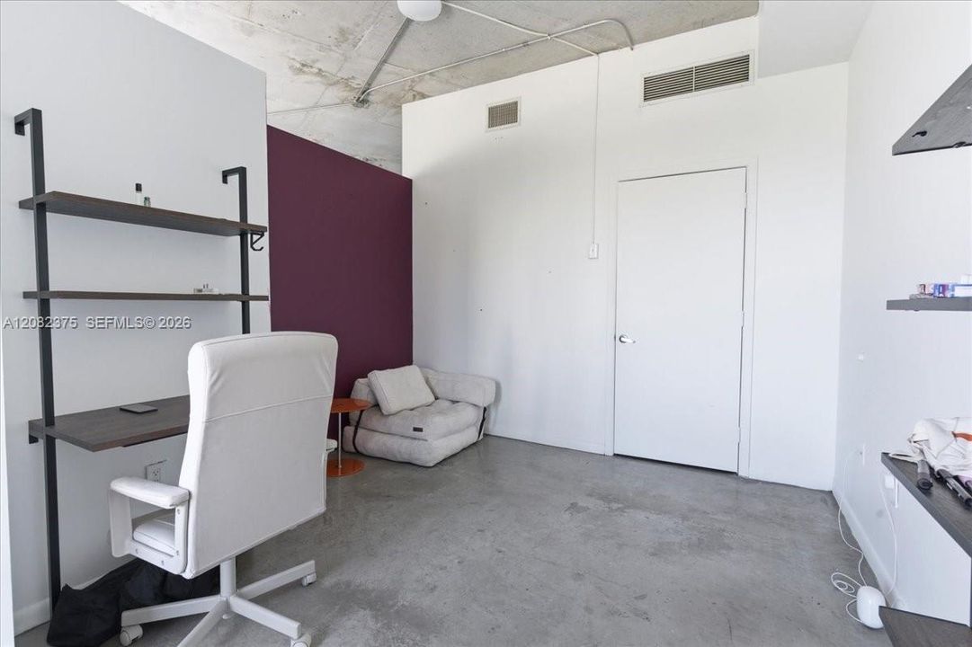 For Rent: $3,500 (2 beds, 2 baths, 1009 Square Feet)