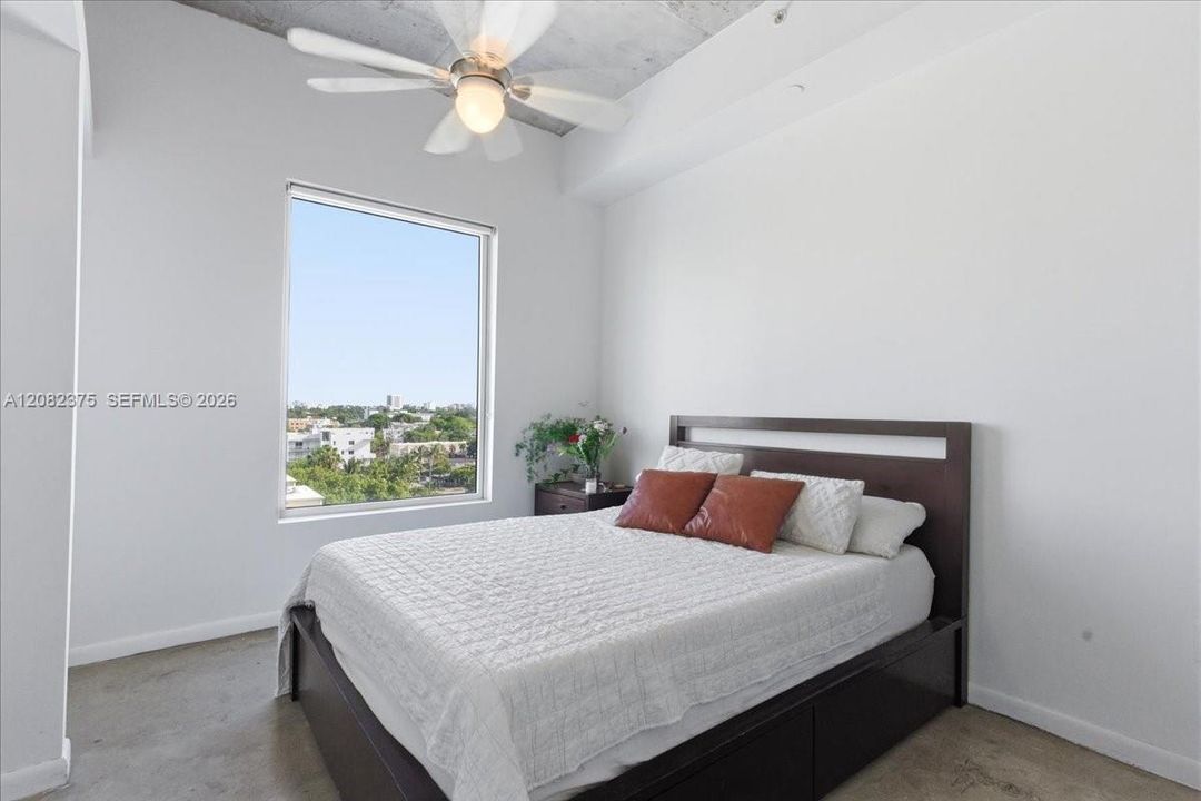 For Rent: $3,500 (2 beds, 2 baths, 1009 Square Feet)