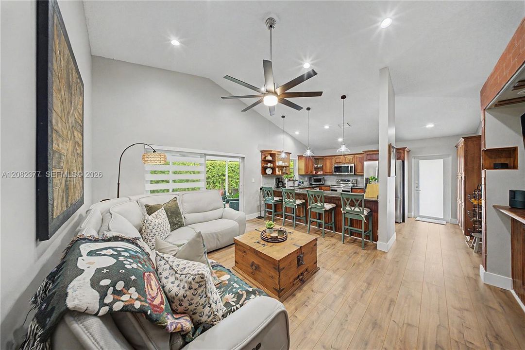 For Sale: $770,000 (3 beds, 2 baths, 1864 Square Feet)