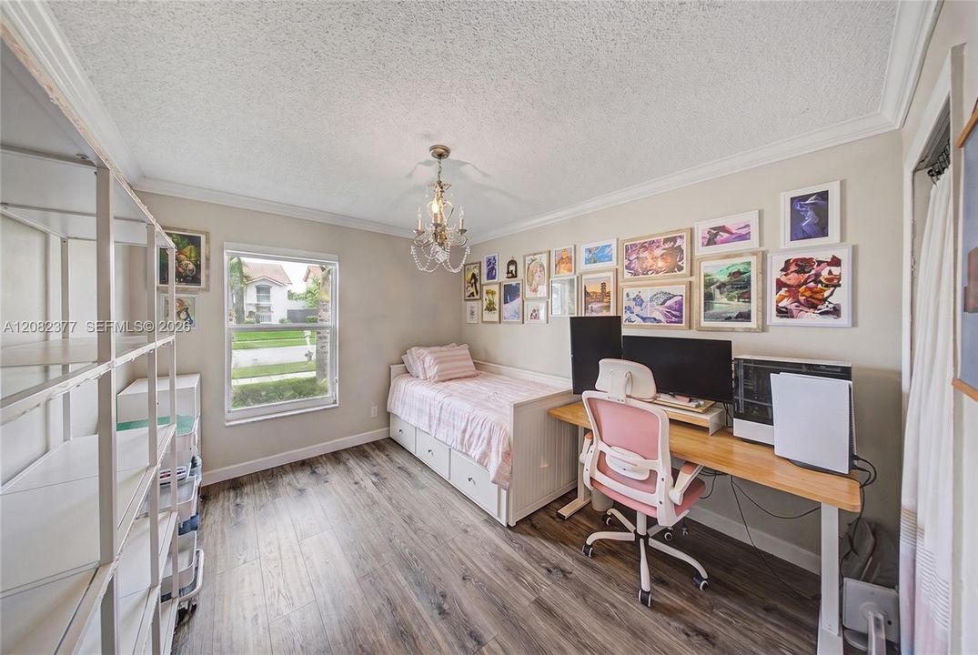 For Sale: $770,000 (3 beds, 2 baths, 1864 Square Feet)