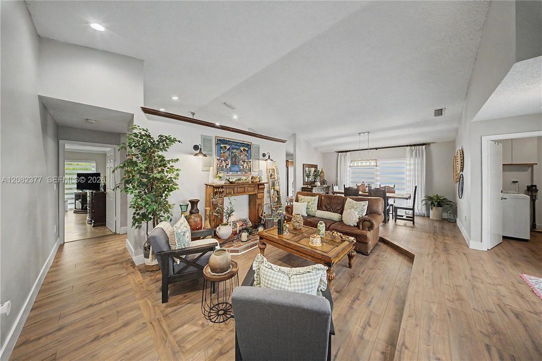 For Sale: $770,000 (3 beds, 2 baths, 1864 Square Feet)
