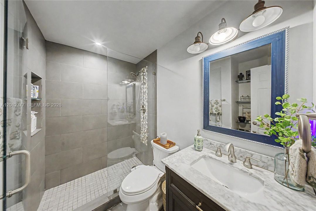 For Sale: $770,000 (3 beds, 2 baths, 1864 Square Feet)