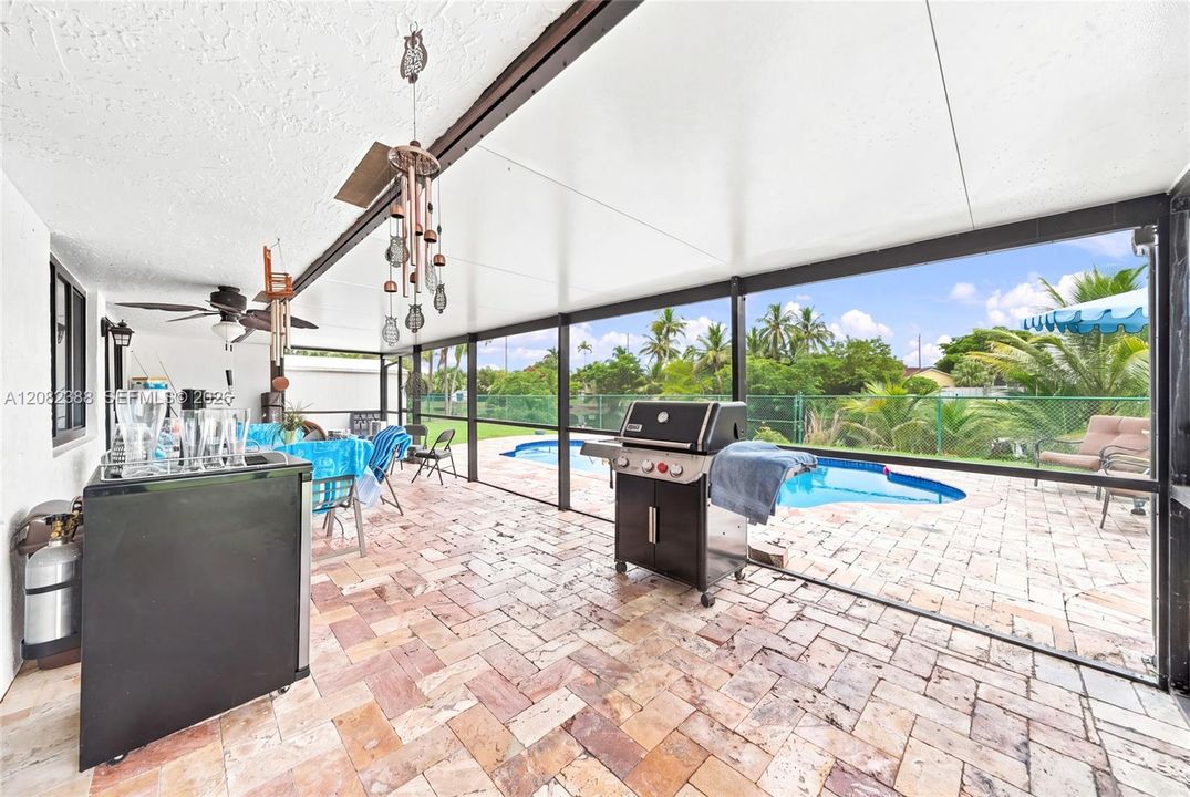 На продажу: $769,900 (3 спален, 2 ванн, 1593 Квадратных фут)