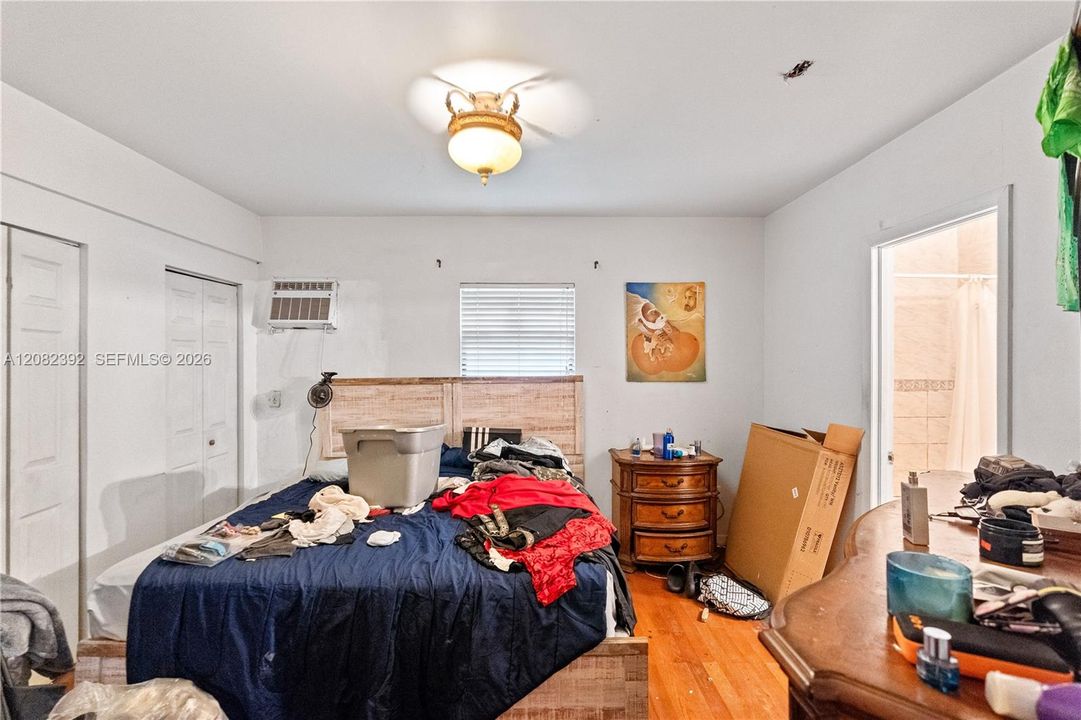 На продажу: $369,000 (3 спален, 2 ванн, 1014 Квадратных фут)