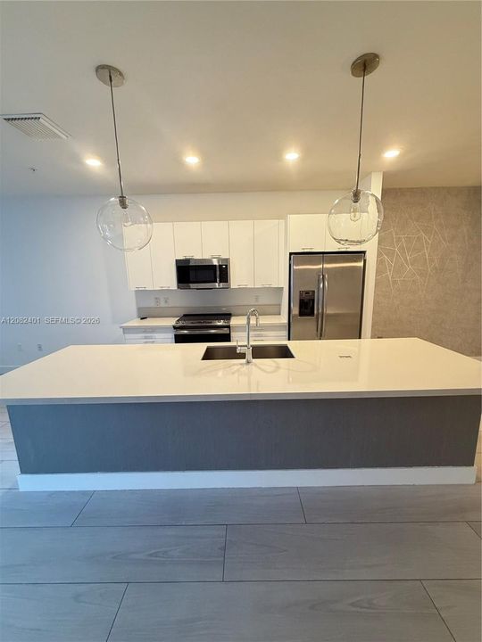 En Renta: $3,750 (3 camas, 2 baños, 1425 Pies cuadrados)