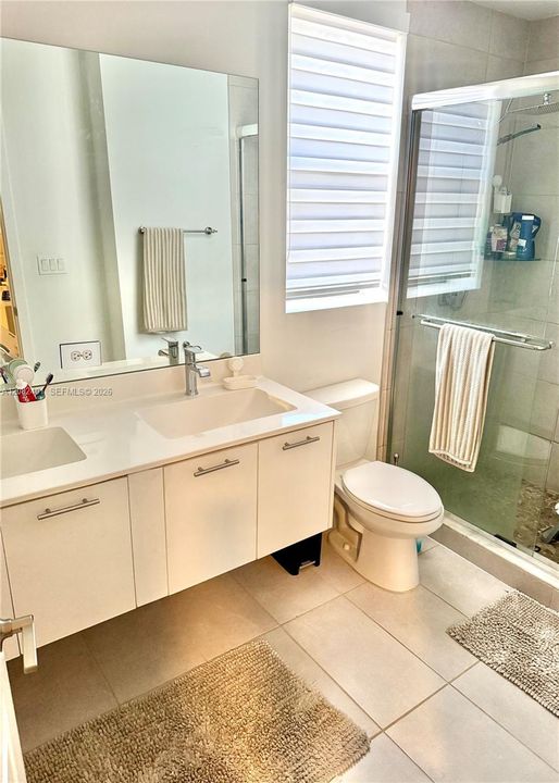 En Renta: $3,750 (3 camas, 2 baños, 1425 Pies cuadrados)