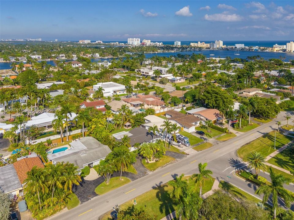 На продажу: $1,299,000 (3 спален, 2 ванн, 1684 Квадратных фут)