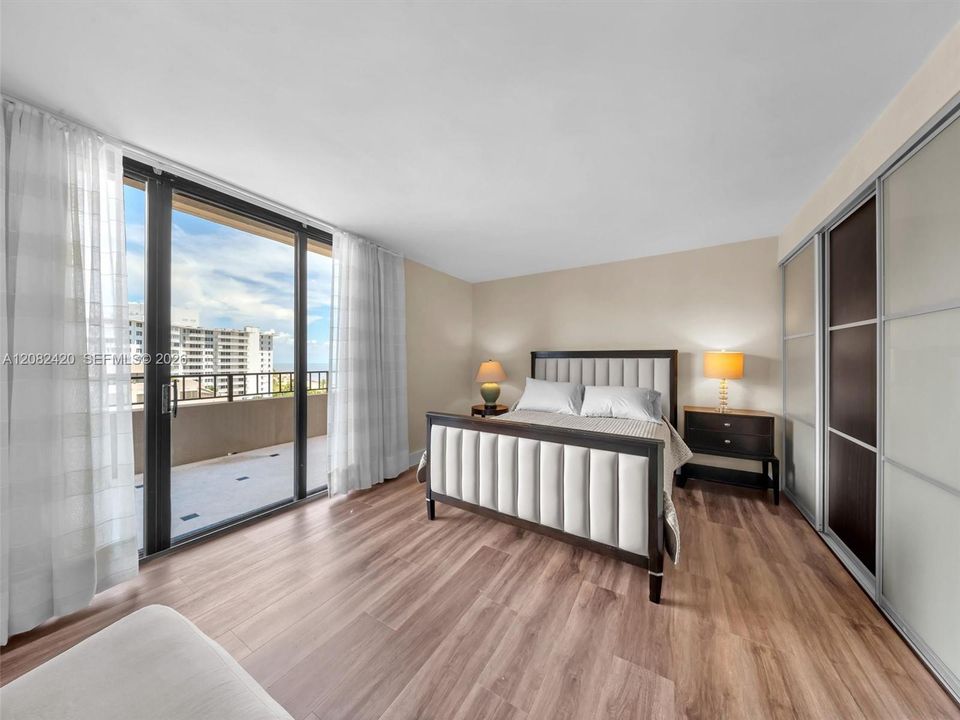 В аренду: $14,000 (3 спален, 2 ванн, 2515 Квадратных фут)