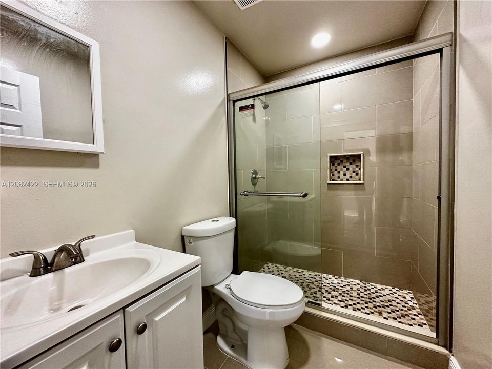 For Sale: $589,000 (4 beds, 2 baths, 1364 Square Feet)