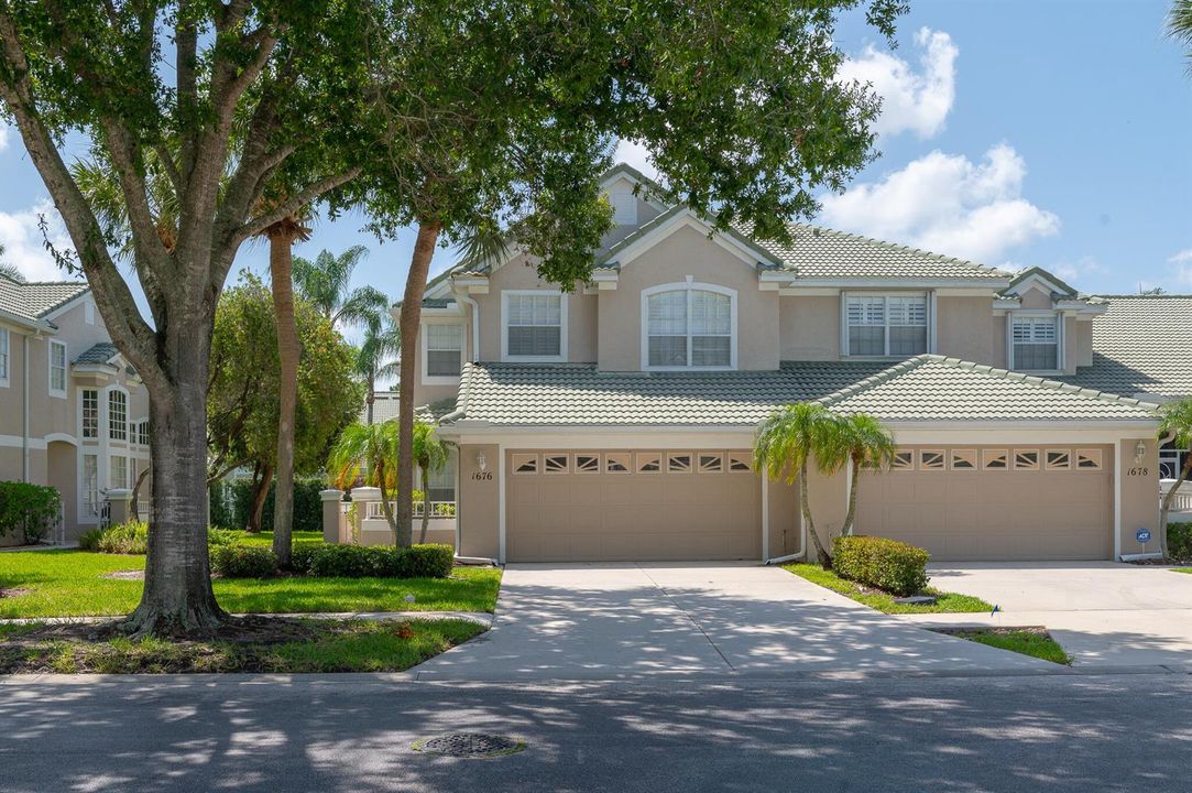 1676 SW Harbour Isles Cir