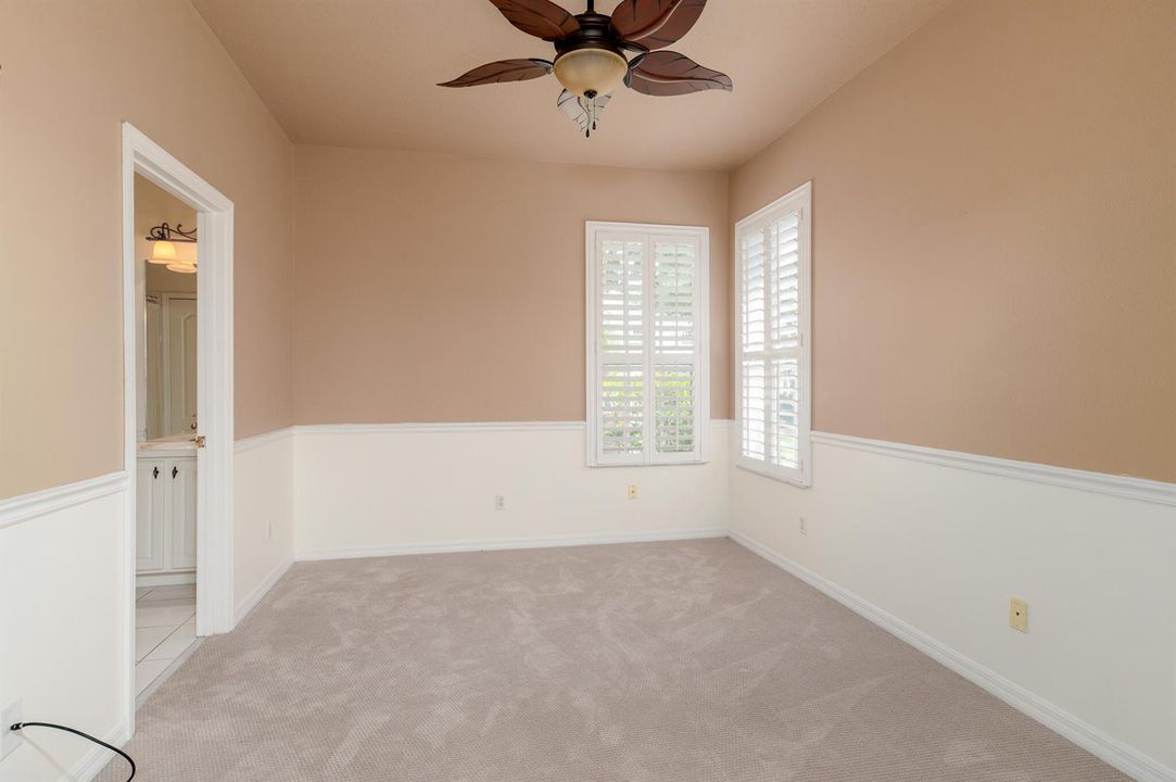 1676 SW Harbour Isles Cir