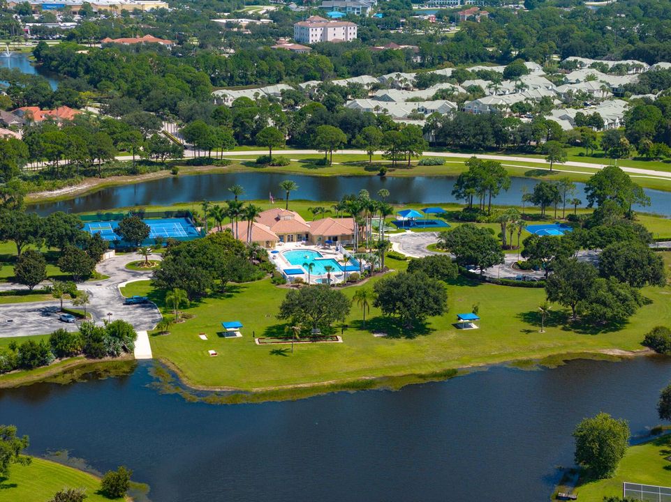 1676 SW Harbour Isles Cir
