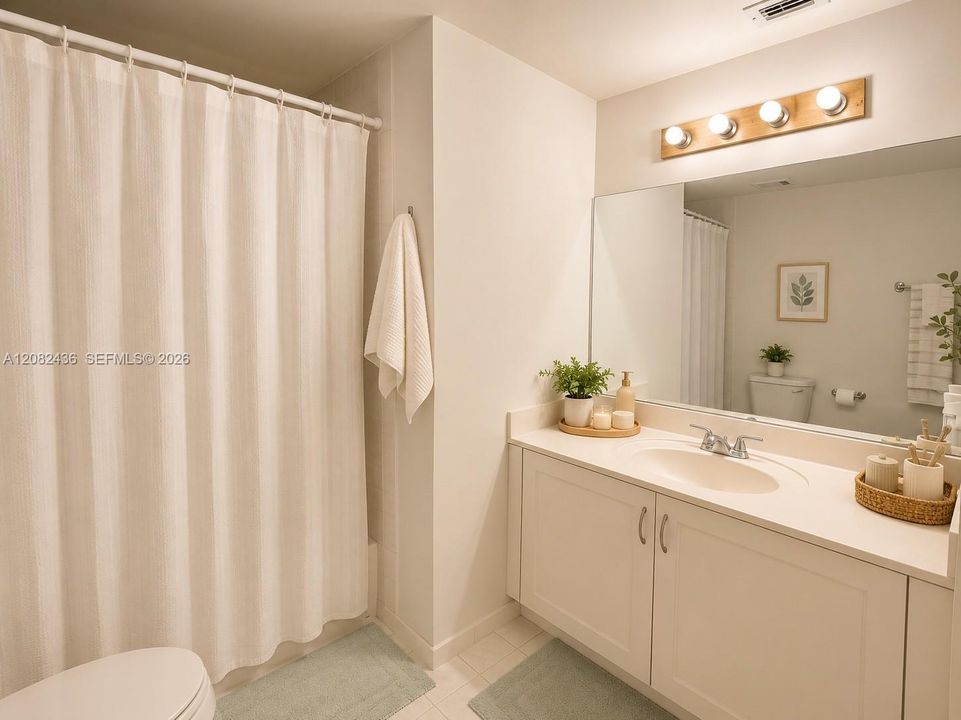 For Rent: $2,500 (2 beds, 2 baths, 920 Square Feet)
