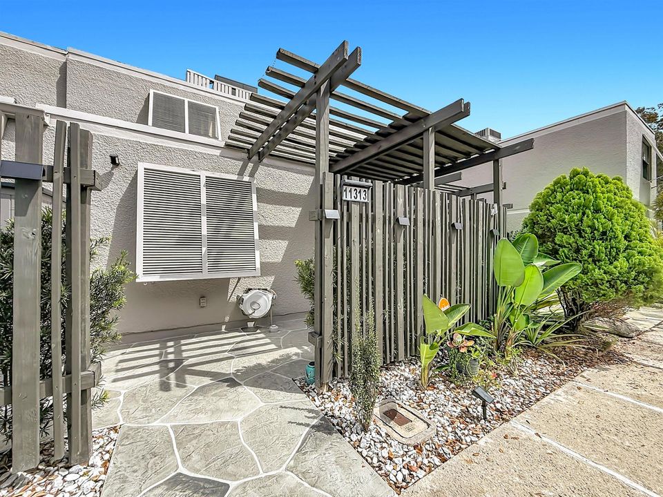 11313 NW 15th Street-14