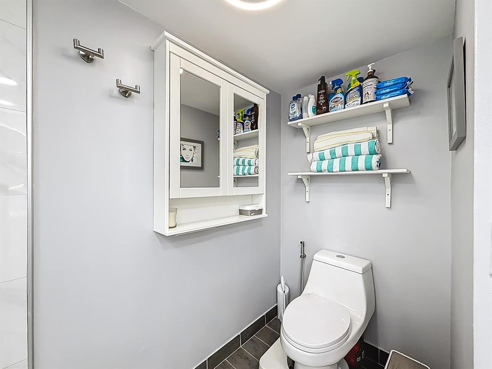 11313 NW 15th Street-81
