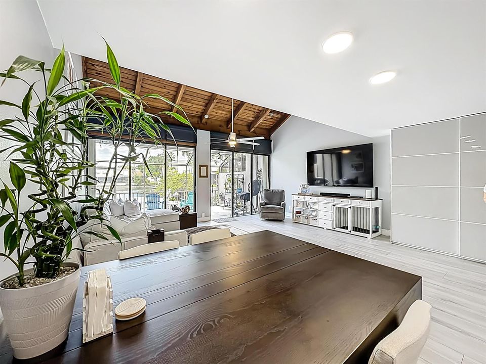 11313 NW 15th Street-36