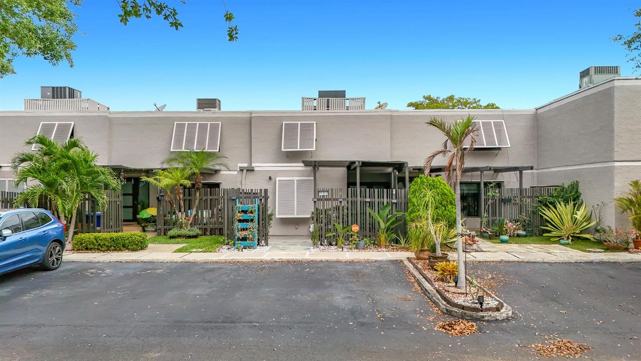 11313 NW 15th Street-10