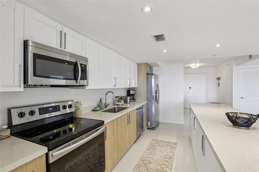 For Rent: $7,500 (2 beds, 3 baths, 1532 Square Feet)