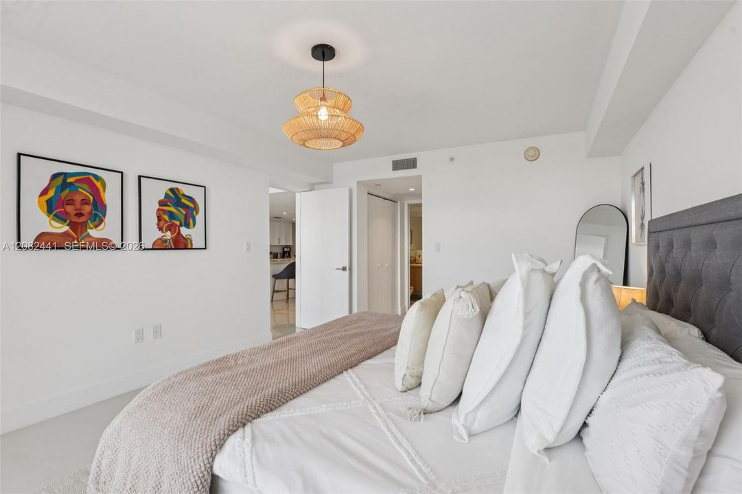 For Rent: $7,500 (2 beds, 3 baths, 1532 Square Feet)