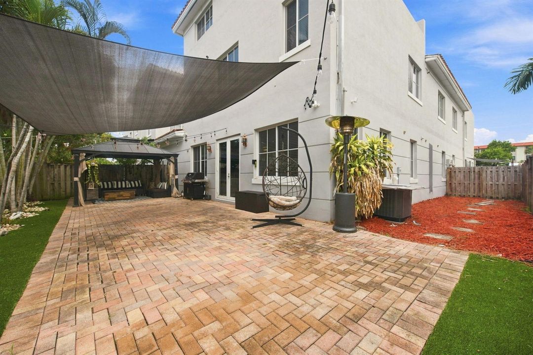 41-web-or-mls-633-ne-11th-ave-2