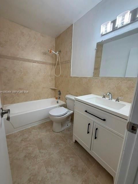 На продажу: $429,000 (3 спален, 2 ванн, 1200 Квадратных фут)