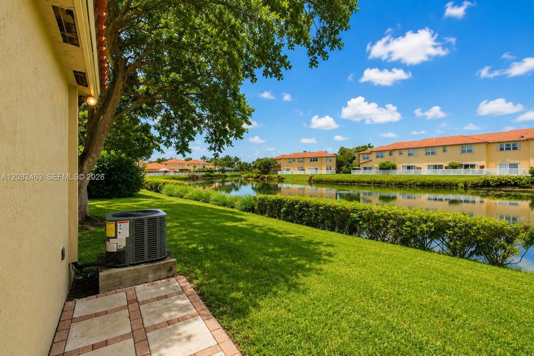 For Sale: $469,000 (3 beds, 2 baths, 1577 Square Feet)