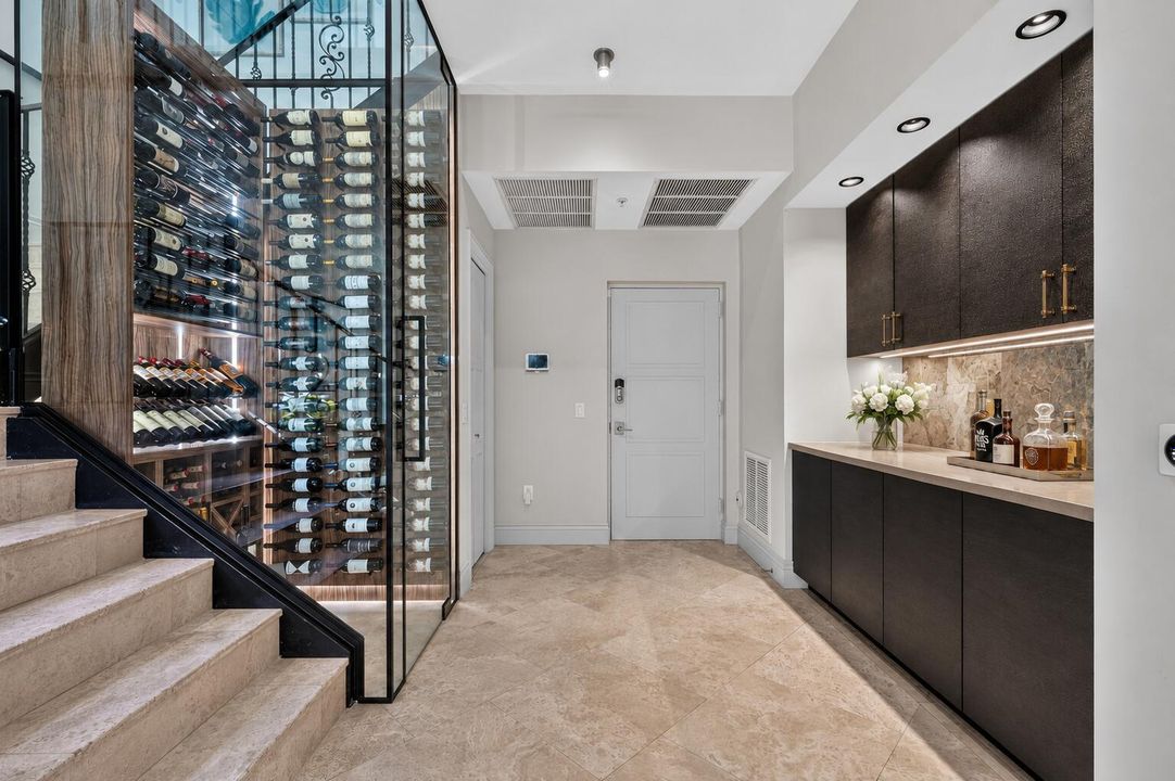 Wine cellar & bar
