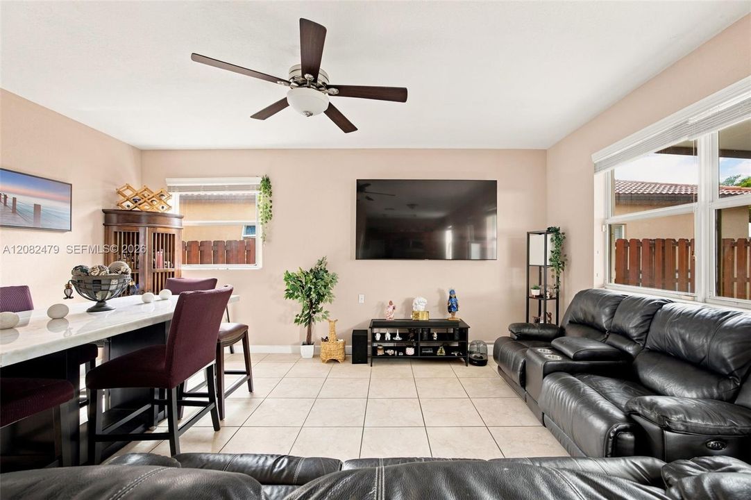 For Sale: $499,000 (4 beds, 2 baths, 2007 Square Feet)