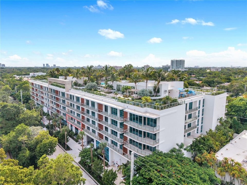 For Rent: $12,500 (3 beds, 3 baths, 1652 Square Feet)