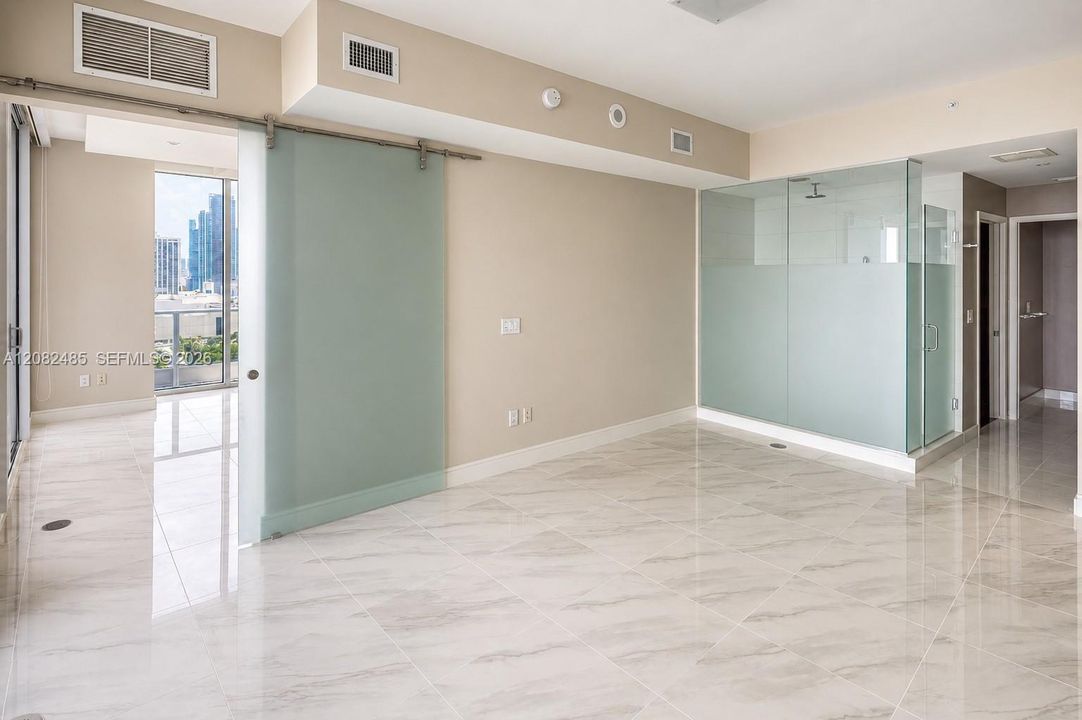 En Venta: $1,795,000 (3 camas, 3 baños, 1679 Pies cuadrados)