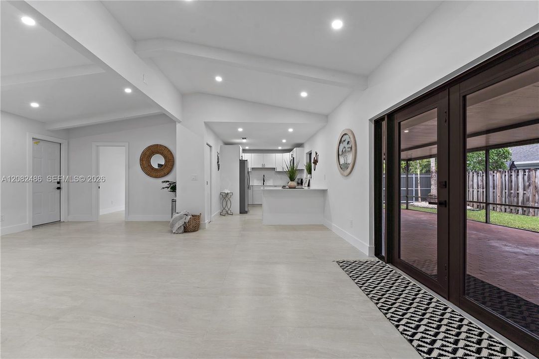For Sale: $810,000 (4 beds, 2 baths, 1912 Square Feet)