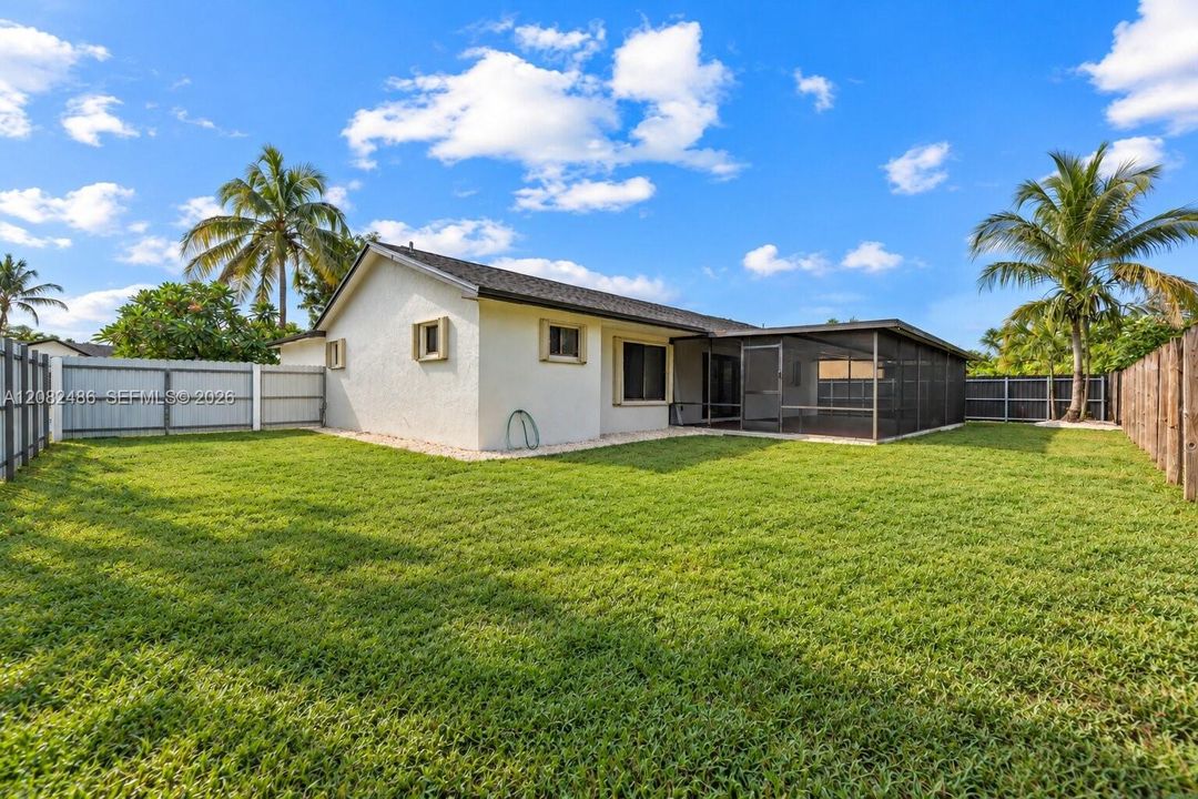 For Sale: $810,000 (4 beds, 2 baths, 1912 Square Feet)