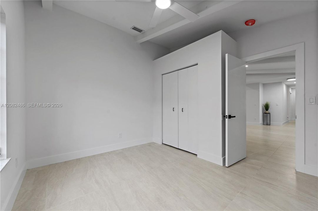 For Sale: $810,000 (4 beds, 2 baths, 1912 Square Feet)